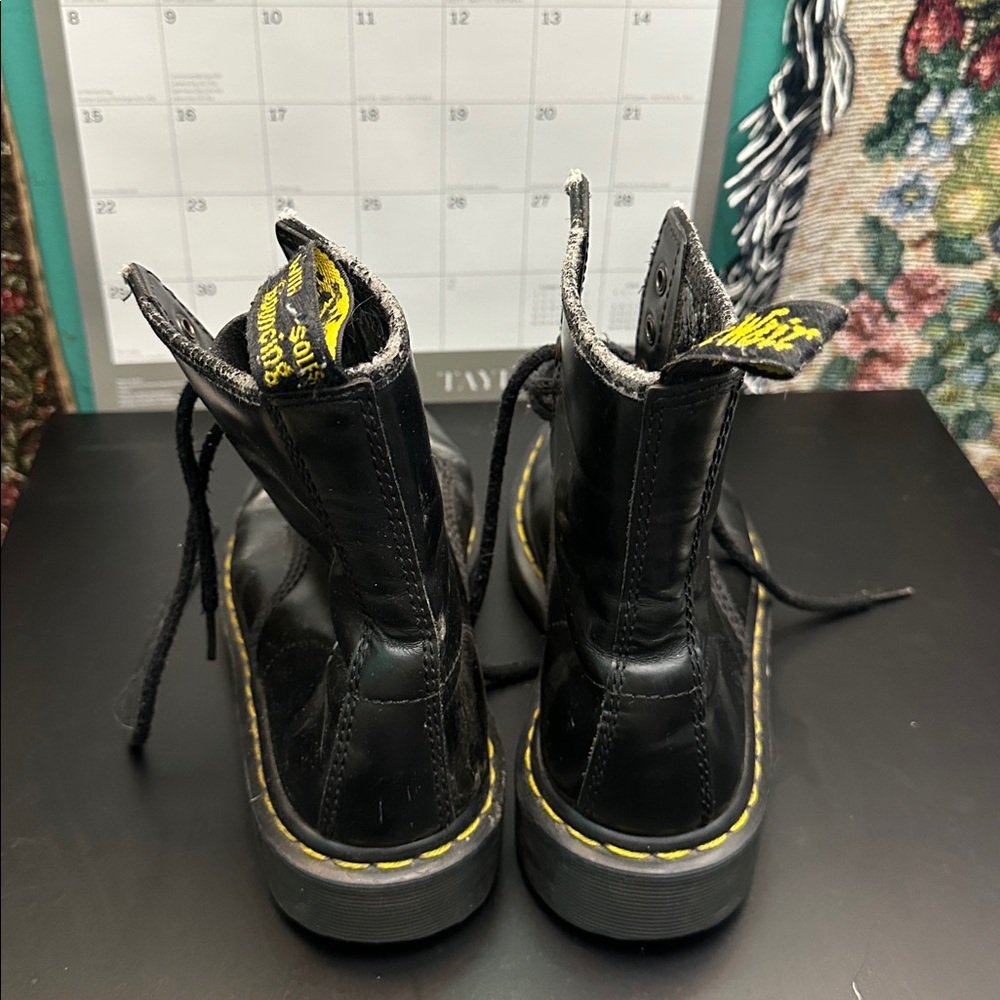 Dr marten boots unisex - Picture 3 of 8